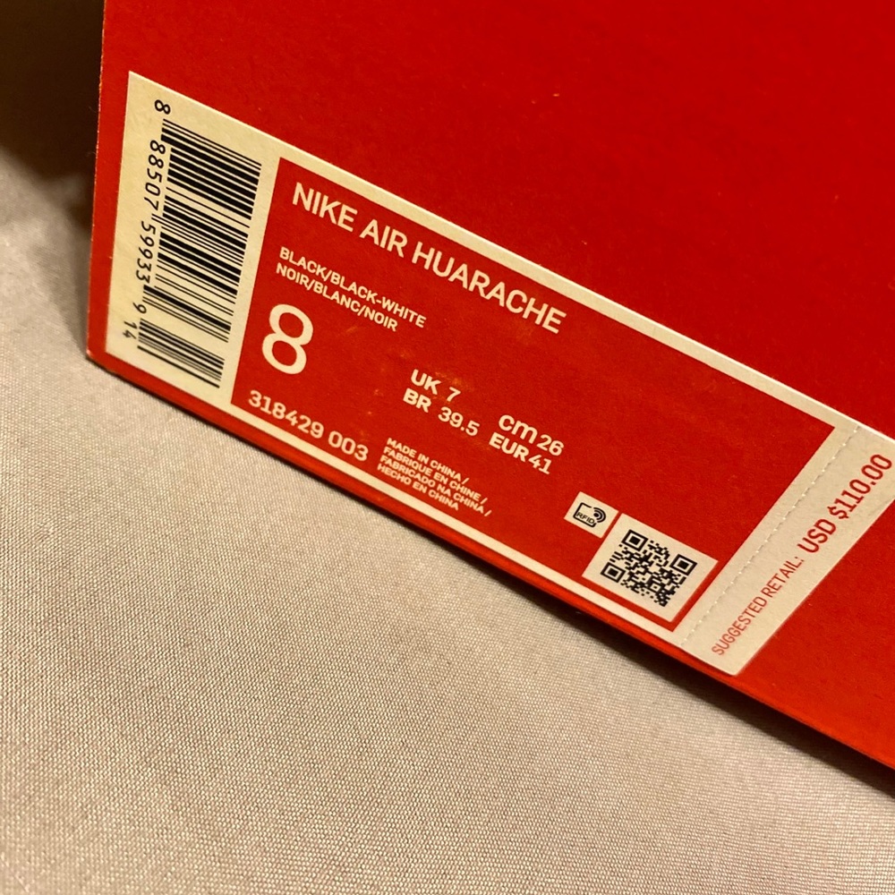 Brand new never worn Nike Huaraches